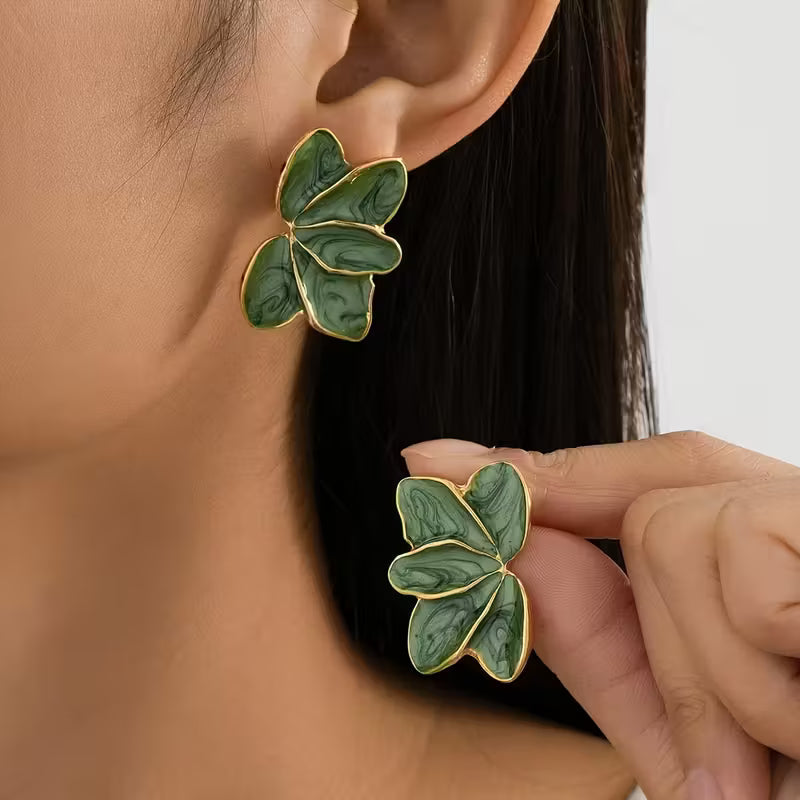 Boucles d'oreilles en résine en forme de fleur