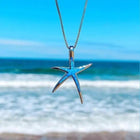 Collier étoile de mer en opale bleue et argentée