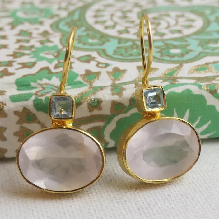 Boucles d'oreilles vintage dorées avec cristal blanc