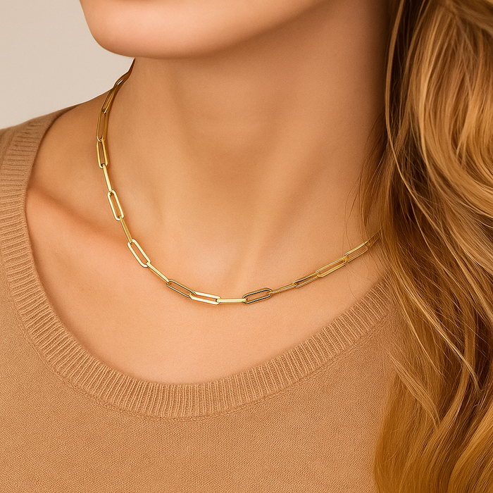 Collier en or avec chaîne classique