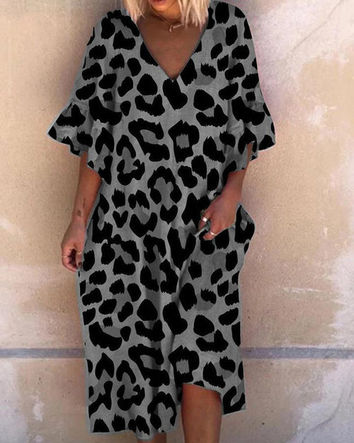 Robe ample col V imprimé léopard