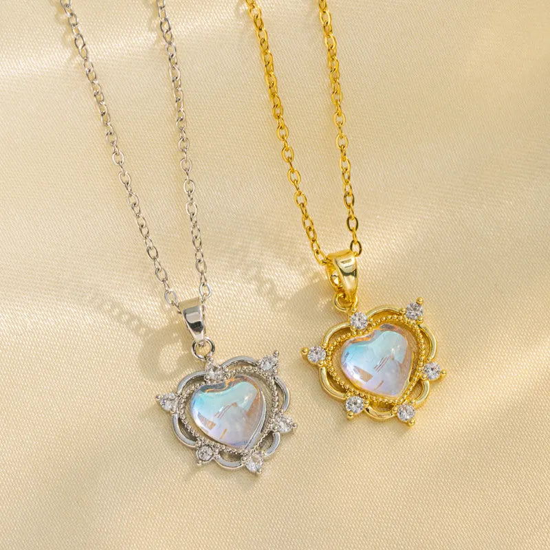 Collier en pierre de lune - Forme de cœur
