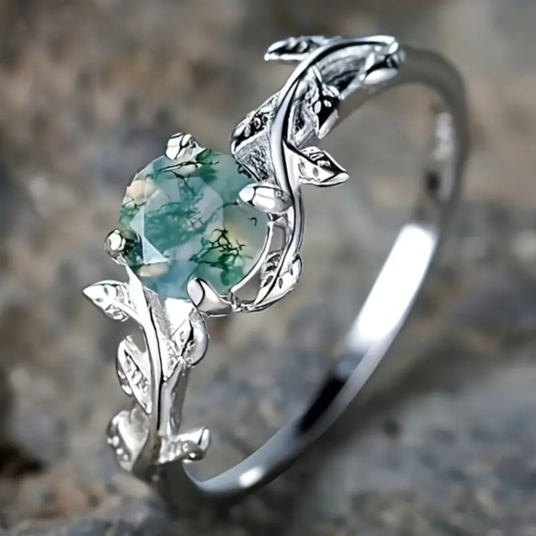 Bague Argentée avec Pierre Verte Vintage
