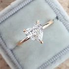 Bague Délicate avec Cœur en Zircon