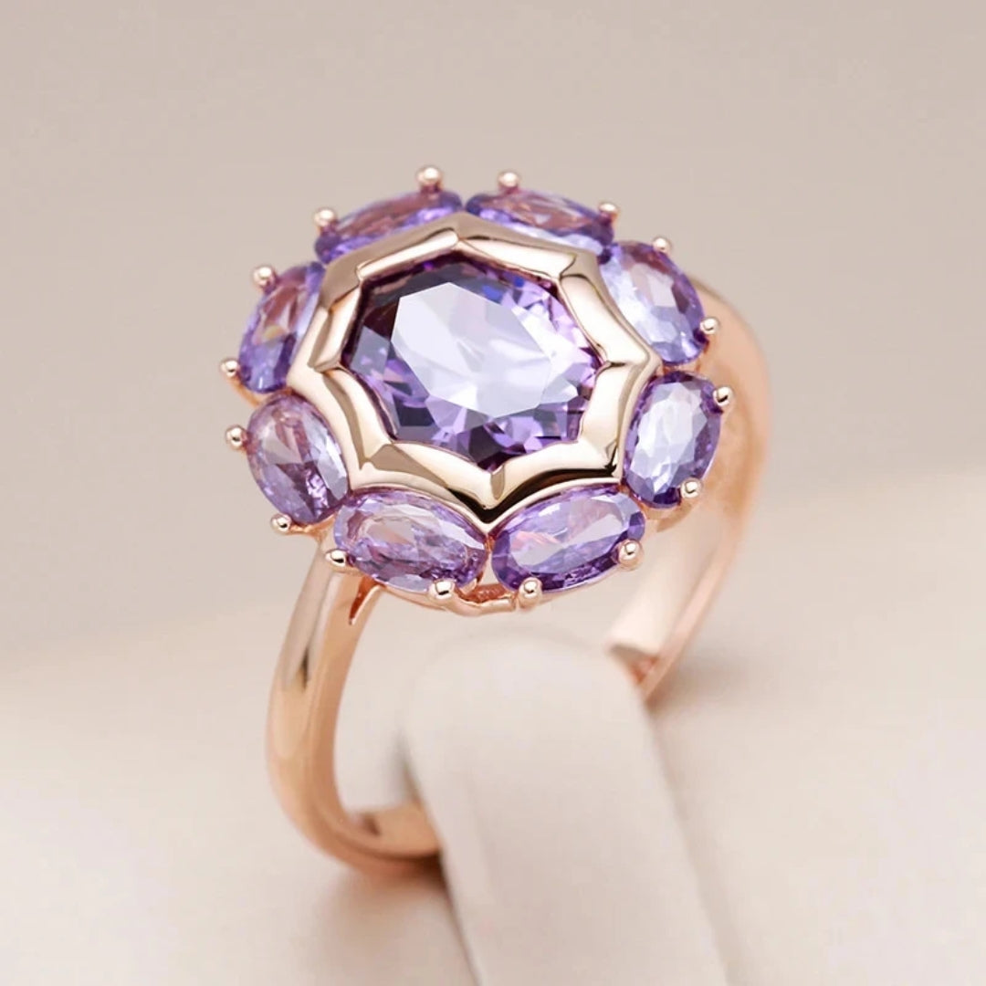 Bague avec cristal violet arrondi