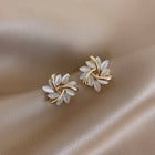 Boucles d'oreilles en pétales d'opale en or