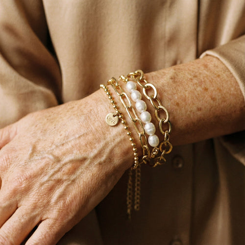 Bracelets en or avec perles