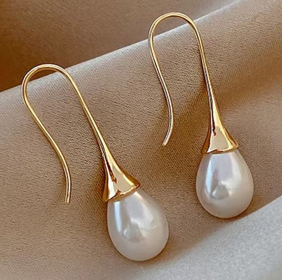 Boucles d'oreilles vintage avec perles en forme de goutte