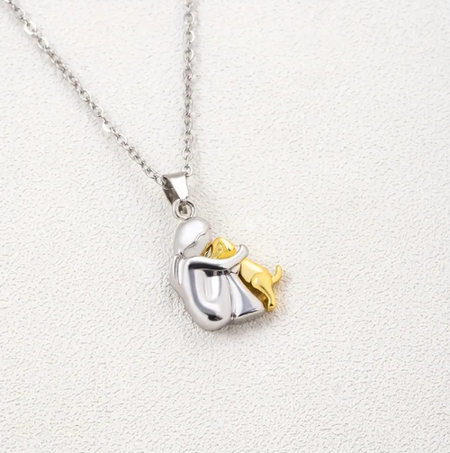 Collier vintage doré avec pierres