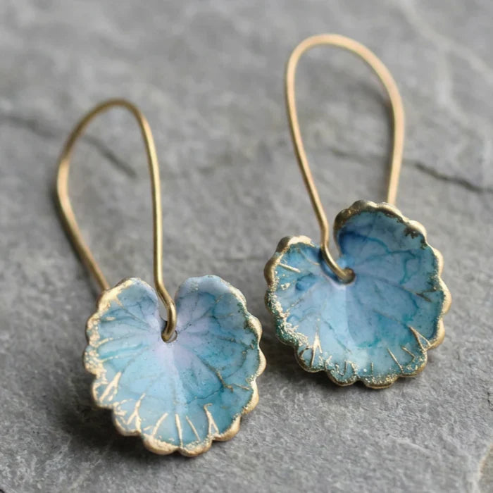 Boucles d'oreilles vintage en forme de feuille bleue