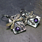Boucles d'oreilles vintage en forme de libellule avec des cristaux violets