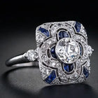 Bague vintage en argent avec zircon bleu