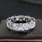 Bague Vintage Triangulaire en Argent avec Pierres Eternity