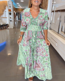 Robe de vacances à col en V et manches 3/4