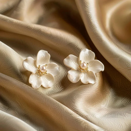 Boucles d'oreilles Fleur Blanche