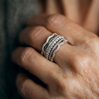 Bague vintage avec zircon en couches