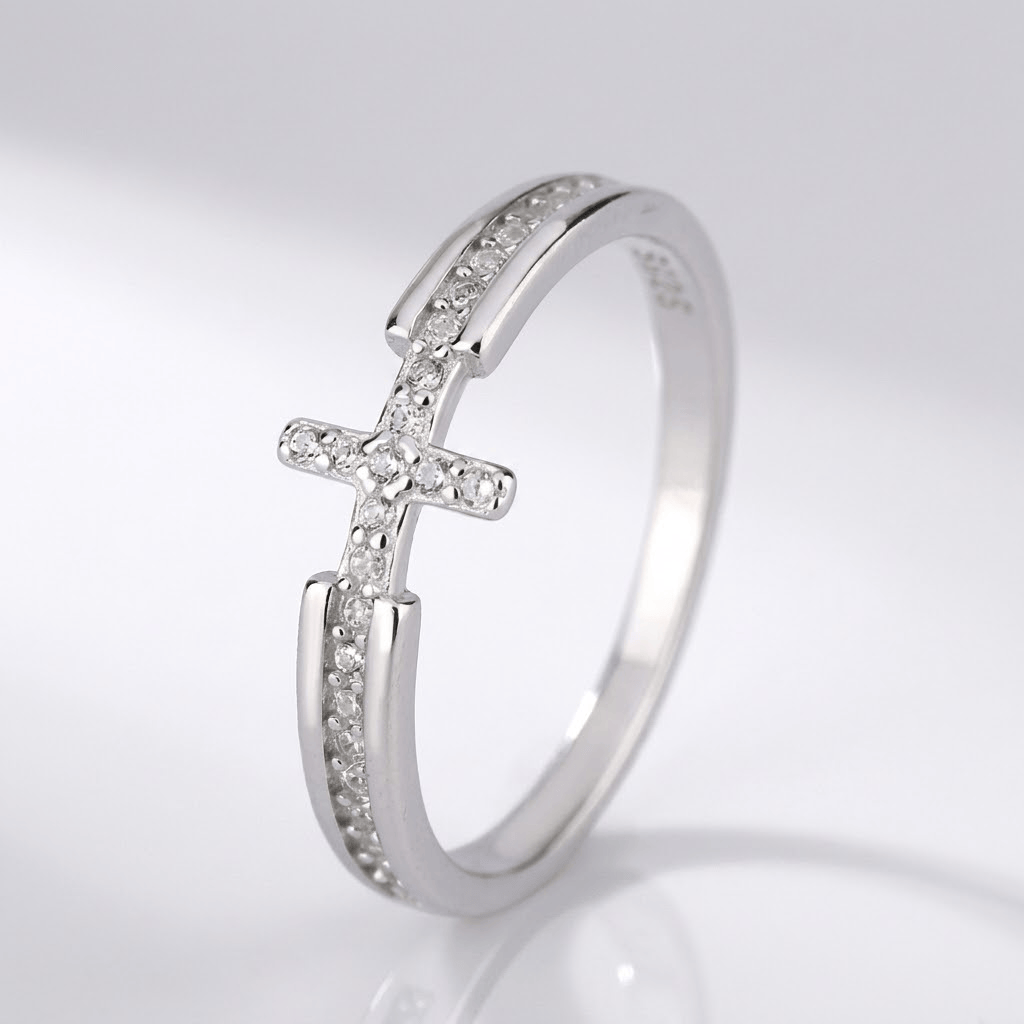 BAGUE ÉLÉGANTE AVEC CRUCIFIXE ET PIERRES DE ZIRCONIUM