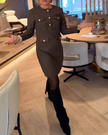 Robe Élégante Et Slim Dans Le Style