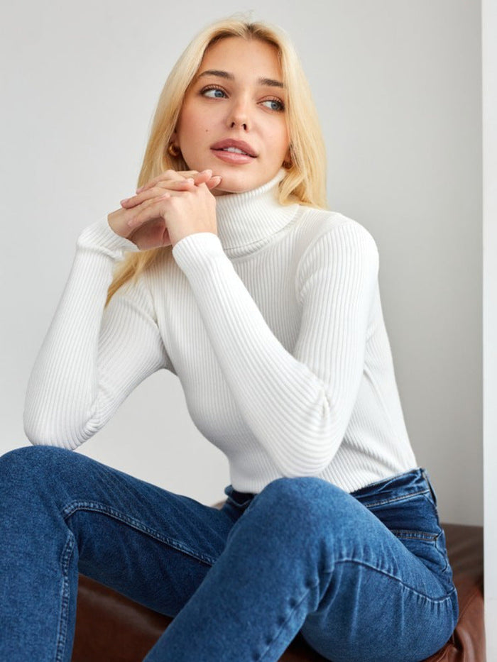 Solene | Pull col roulé classique pour femme