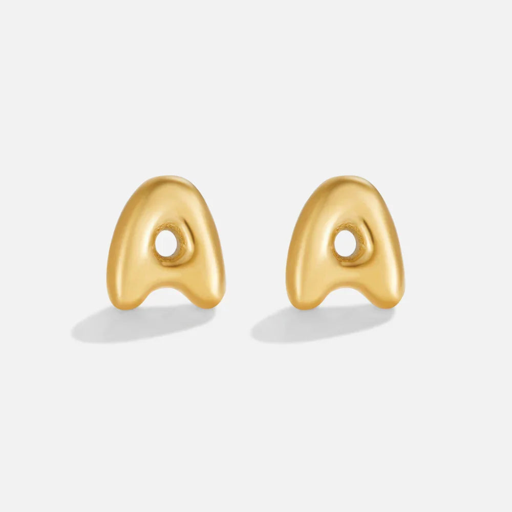 Boucles d'oreilles en or avec lettre bulle