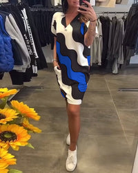 Robe À Col En V Avec Imprimé Ondulé