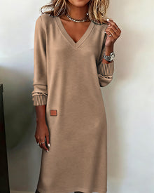Robe Pull Col En V Élégante