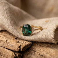 Bague en Or avec Pierre Précieuse Verte