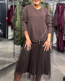 Ensemble Stylé Avec Pull À Col Rond Et Détail Zippé