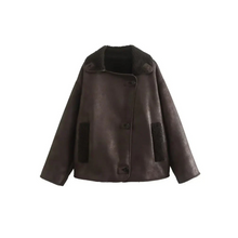 Helga | Veste à col à manches longues au style hivernal pour femme