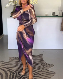 Robe avec le cou en V et fendre