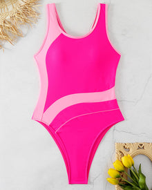 Maillot de bain une pièce tendance aux couleurs contrastées