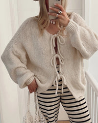 Cardigan à lacets de couleur unie de style paresseux