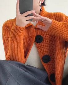 Cardigan à gros boutons et tissage tricot