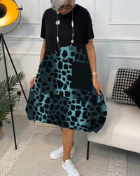 Robe imprimée à manches courtes et col rond
