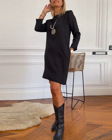 Robe droite élégante à manches longues