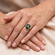 Bague en Or avec Pierre Précieuse Verte