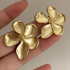 Boucles d'oreilles en fleur dorée