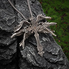 Collier avec pendentif en forme de croix avec un ange à six ailes