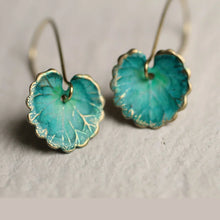 Boucles d'oreilles vintage en forme de feuille bleue