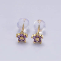 Boucles d'oreilles à clou avec délicate fleur