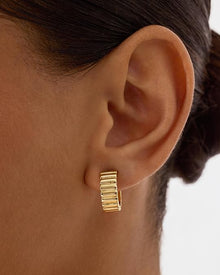 Boucles d'oreilles Relief Classique | Or