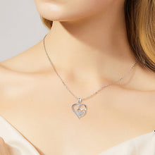 Collier en argent sterling avec patte et cœur en zircon