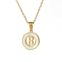 Collier en Coquillage avec Lettre Initiale