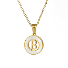Collier en Coquillage avec Lettre Initiale
