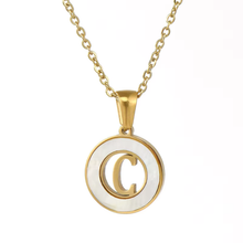 Collier en Coquillage avec Lettre Initiale