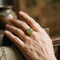 Bague ajustable vintage en or et jade vert