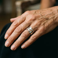 Bague vintage en or rose et argent avec zircon