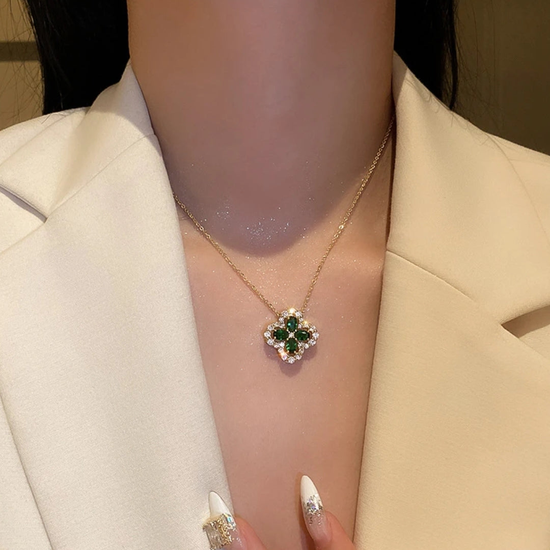Collier Émeraude Brillant Trèfle en or