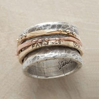 Bague vintage en or rose et argent