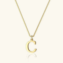 Collier en Or avec Lettre Initiale